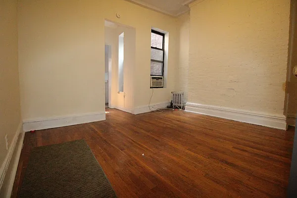 Rented by Luxor Homes & Investment Realty | media 11