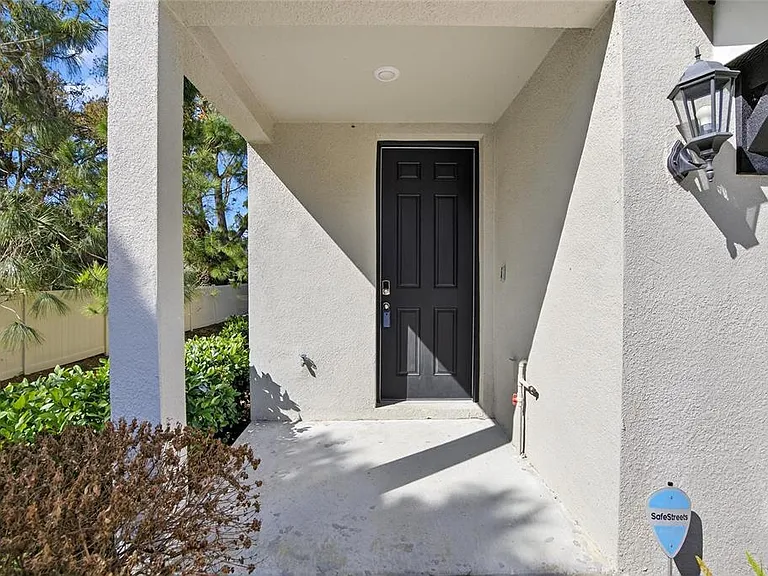 2710 Scarlet Bay Pl — Photo 3