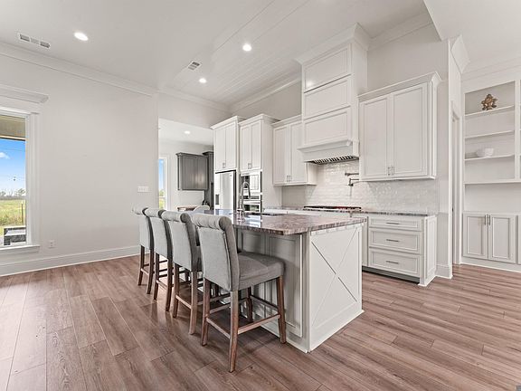 5th image of 4441 Percheron Ave