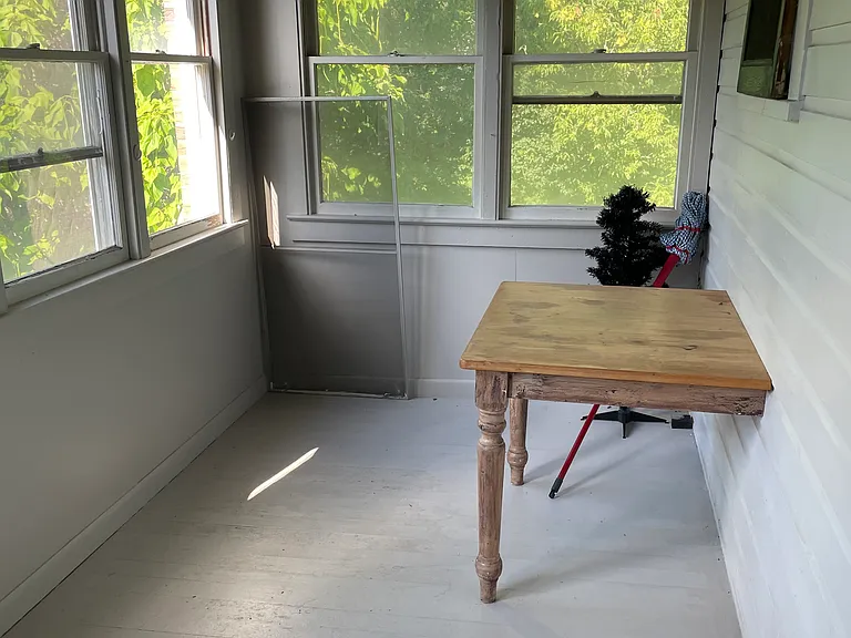 23 Lansing Ave #2 — Photo 10