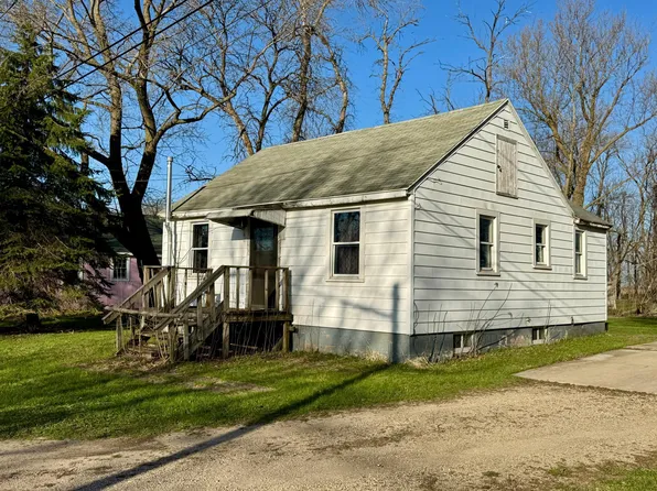 156 Main St N, Waltham, MN 55982