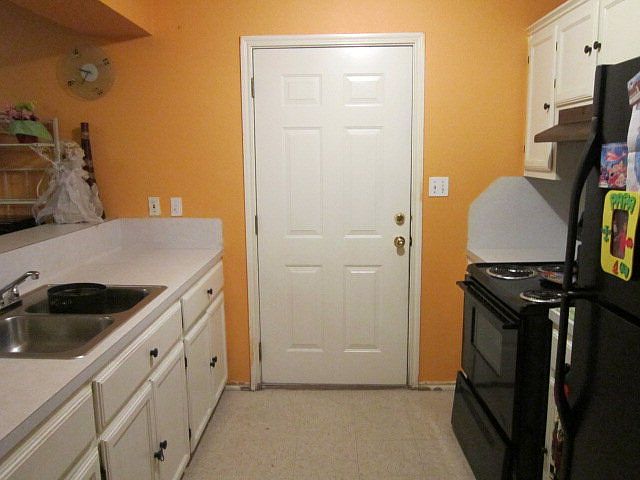 2nd image of 5093 Christian Cir