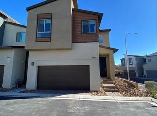 9263 Desert Pearl Ave, Spring Valley, NV 89148