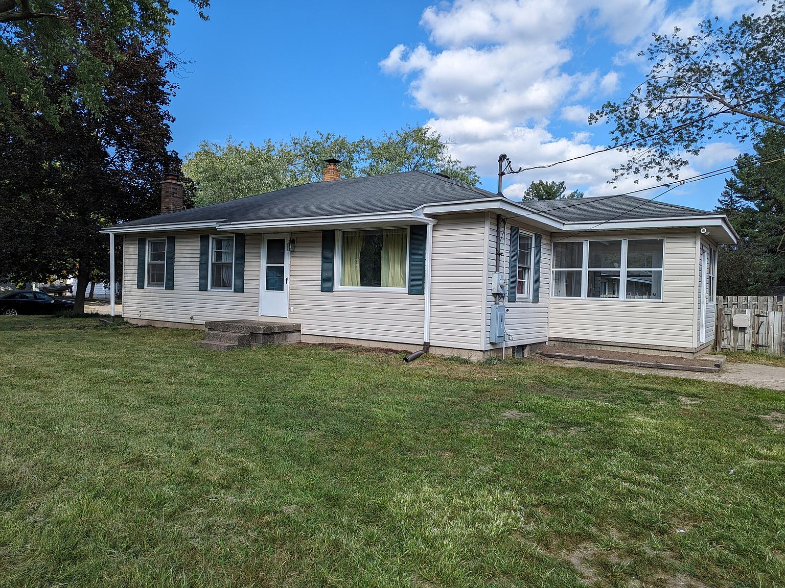4742 Horton Ave SE, Kentwood, MI 49548 Zillow