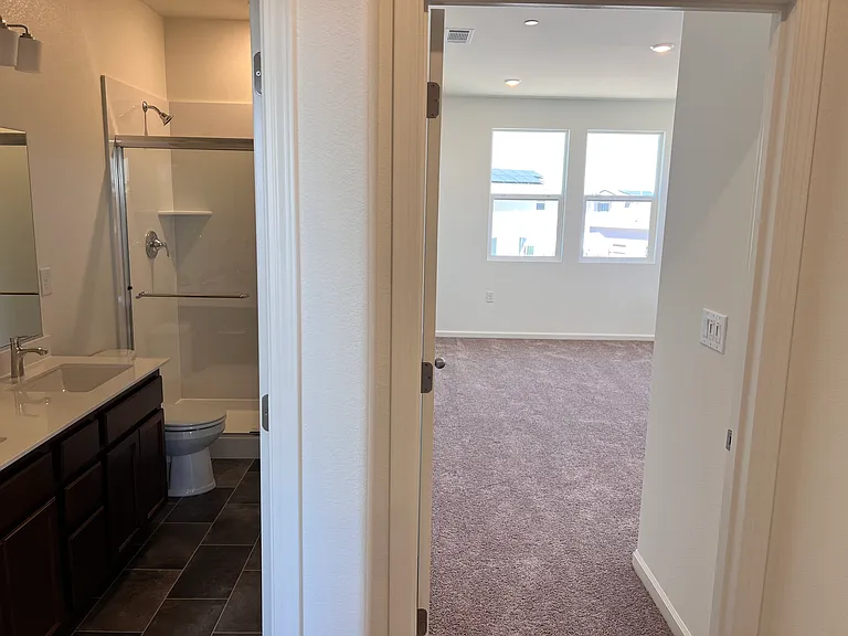 2ndFloor Bedroom3