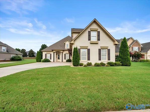 8 Crimson Cloud SW, Huntsville, AL 35824