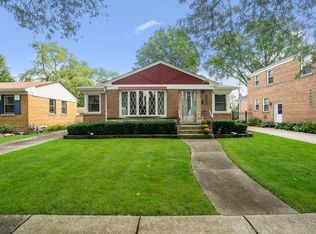 1241 Kemman Ave, La Grange Park, IL 60526