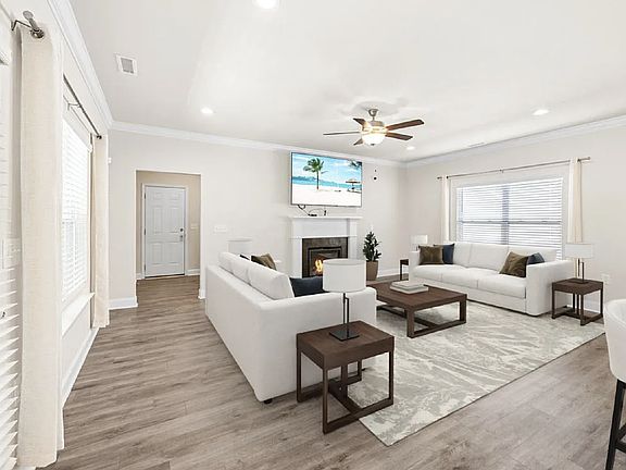 5th image of 212 Thunder Forest Ln