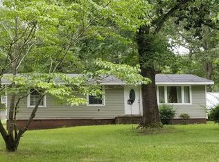 10128 Opal Ln, Ruther Glen, VA 22546