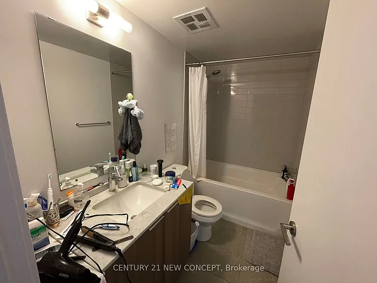 11 Wellesley St W #5306 — Photo 7
