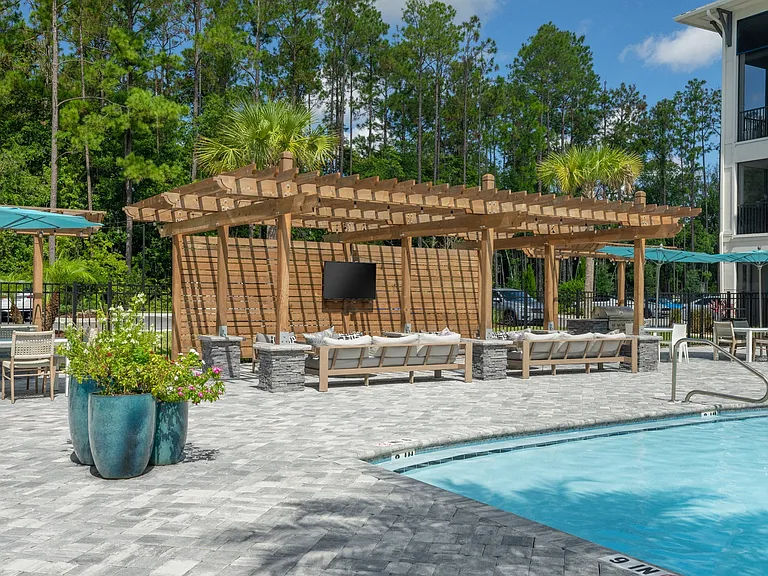 Cue Luxury Living — Photo 17