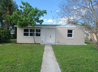 625 Dogwood Rd, West Palm Beach, FL 33409
