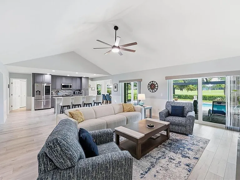 9962 Ortega Ln — Photo 11
