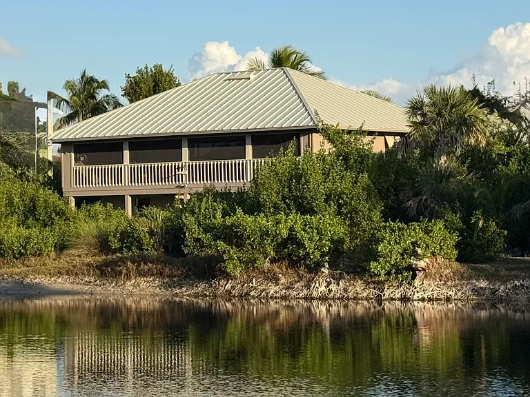 Rear of Sanibel house