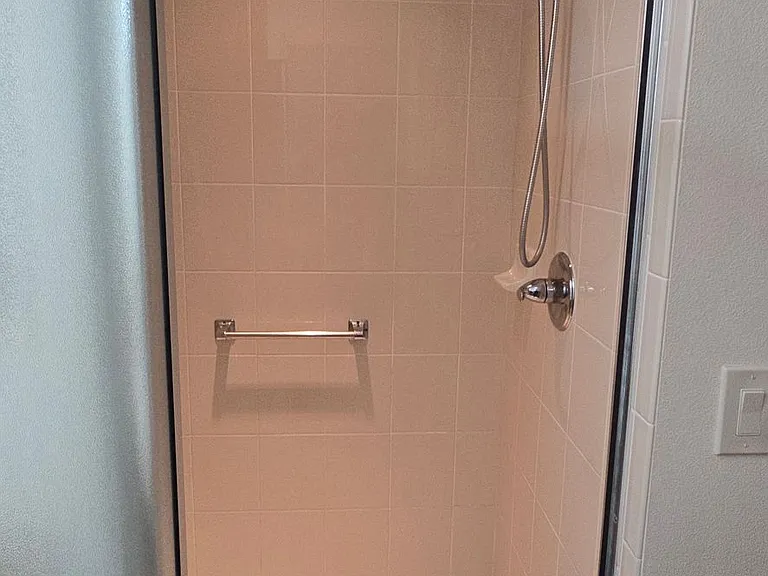 2280 Biscayne Ave — Photo 33