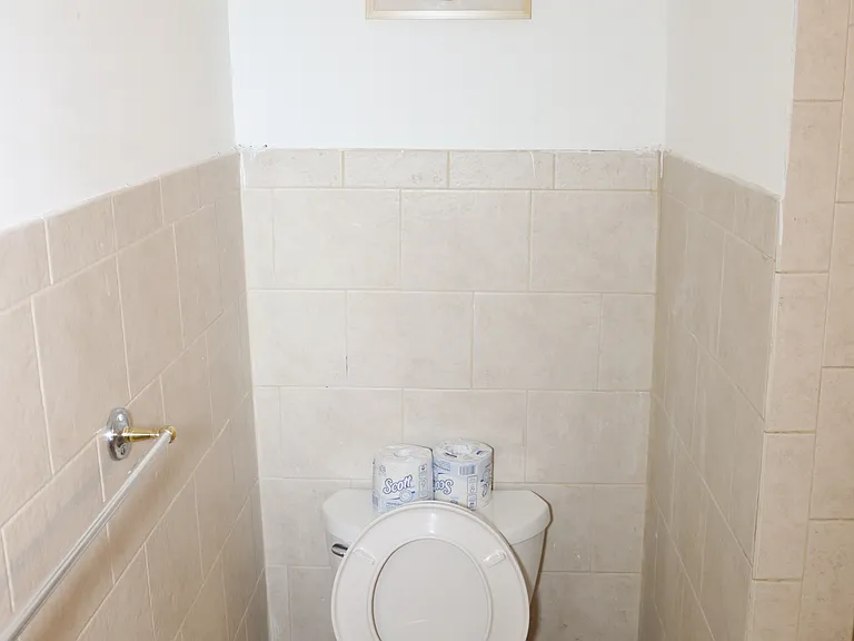 455 Pavonia Ave #2A — Photo 28