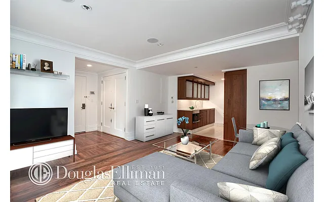Rented by Douglas Elliman | media 15