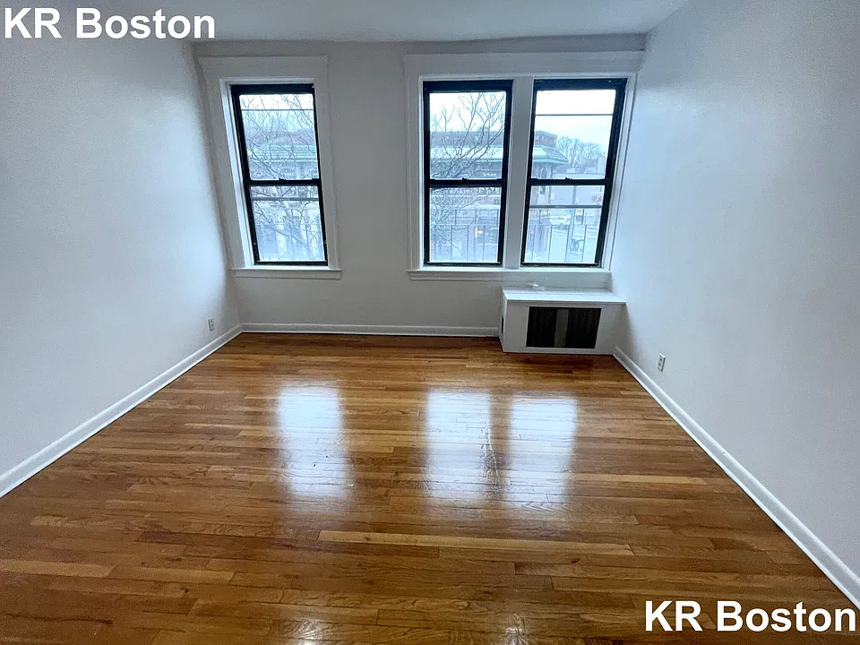 153 Brighton Ave #17