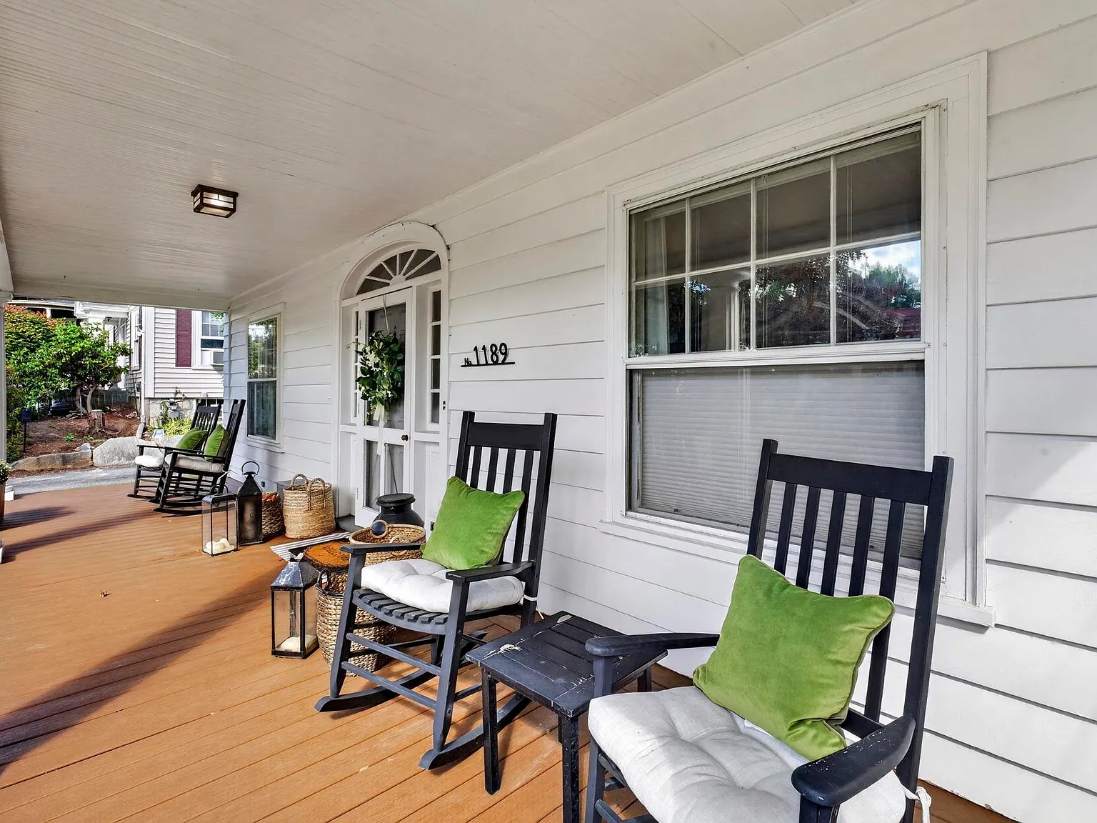 4 bed, 1.5 bath, 2115 sqft, $6,000 — Photo 3