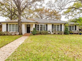 2208 River Ridge Rd, Arlington, TX 76017