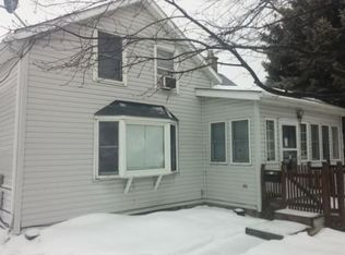 745 S 4th St, Dekalb, IL 60115