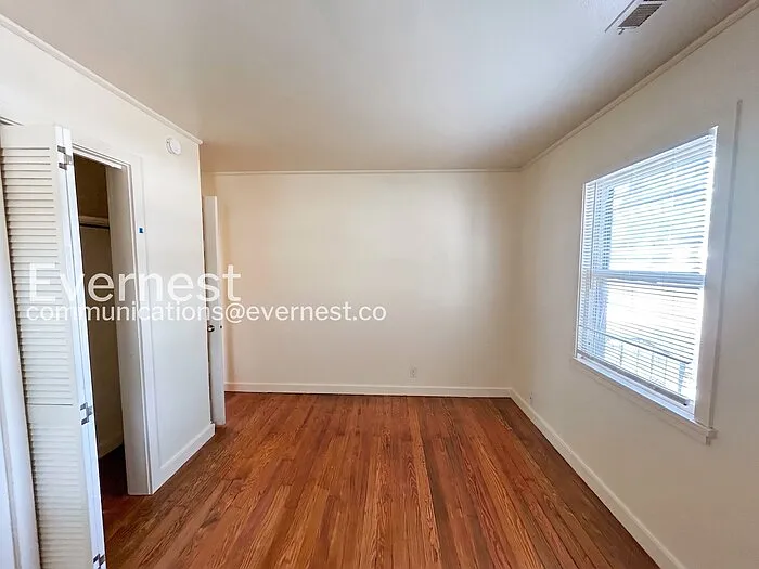 943 E Las Animas St — Photo 7