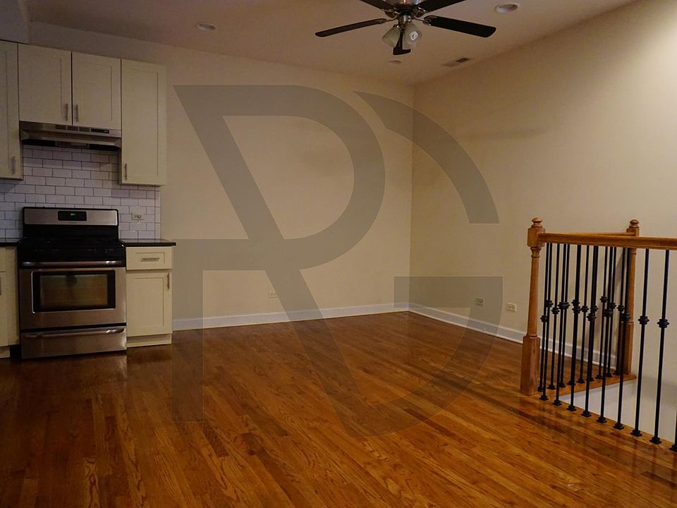 1st image of 853 W Cornelia Ave #X1s