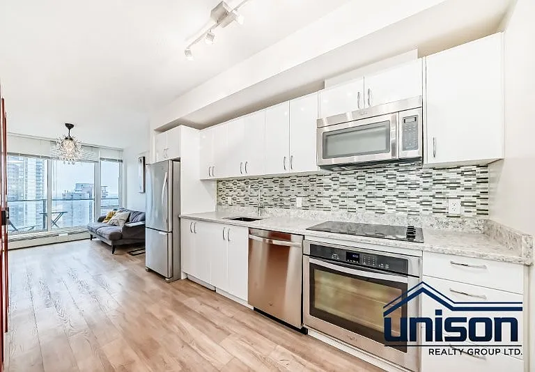 450 8th Ave SE #1507 — Photo 3