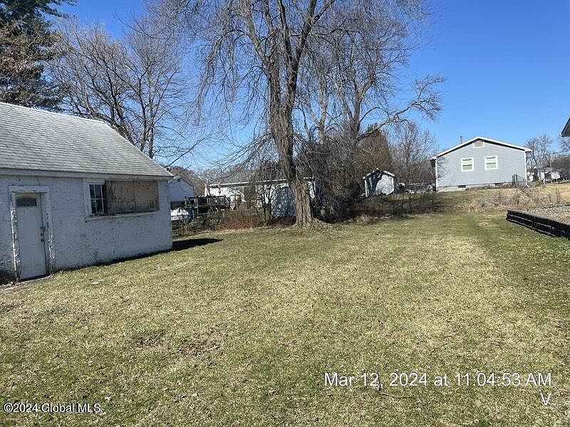 2nd image of 30 Wilkins Avenue