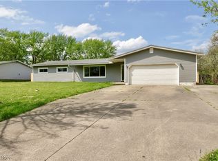 4081 Saint James Dr, Brunswick, OH