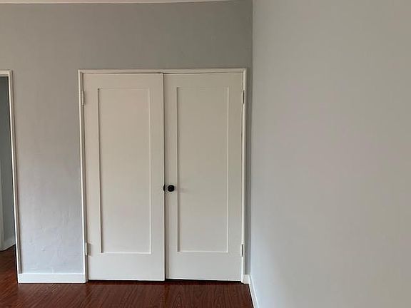 5th image of 118 S Everett St #11
