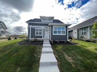 6846 Pine Siskin Pl, Middleton, WI 53562