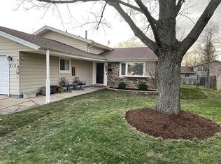 418 S Springinsguth Rd, Schaumburg, IL 60193