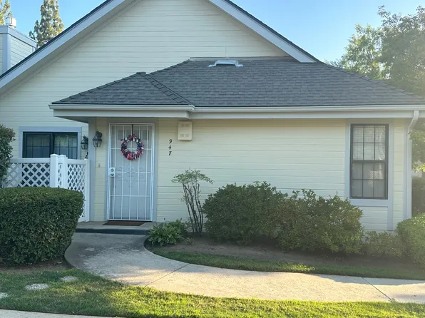 947 E Foxhill Dr, Fresno, CA 93720