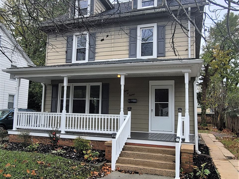 209 W Philadelphia Ave