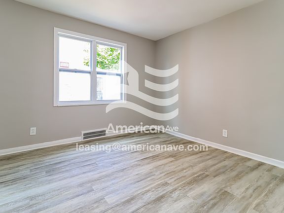 4-Dining Room
