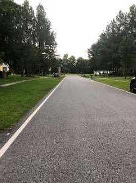 Exterior Neighborhood (street photo)