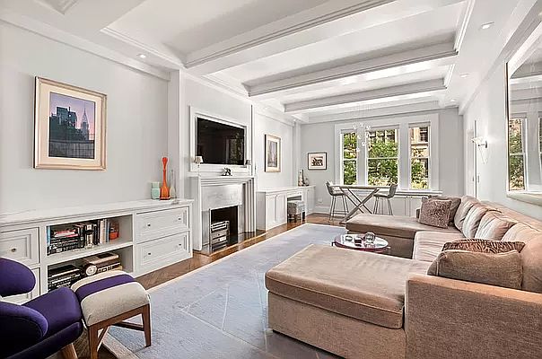 1st image of 1050 Park Ave APT 3C1