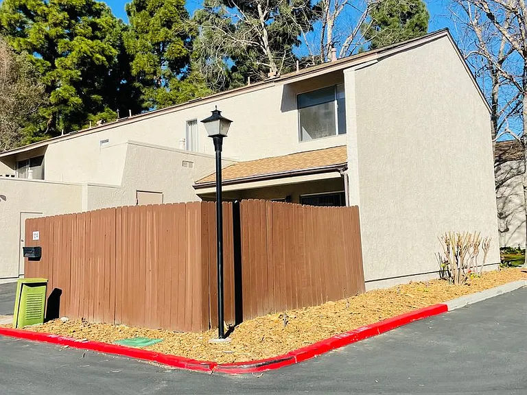1214 Llama Ct — Photo 28