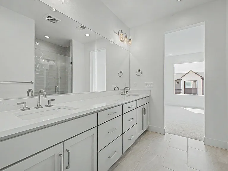 707 Saddle Dr — Photo 24