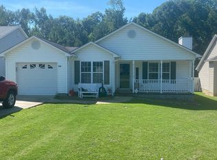 104 Pinehurst Ct, Dublin, GA 31021