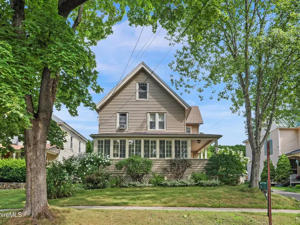 25 Cottage St, Great Barrington, MA 01230