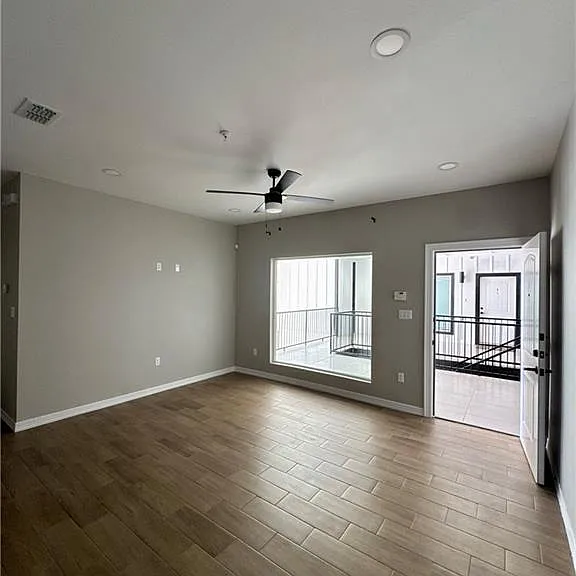 720 Ragland St #3 — Photo 3