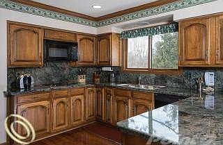 4th image of 240 Woodwind Dr