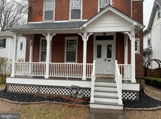 44 S Clinton St #B, Doylestown, PA 18901