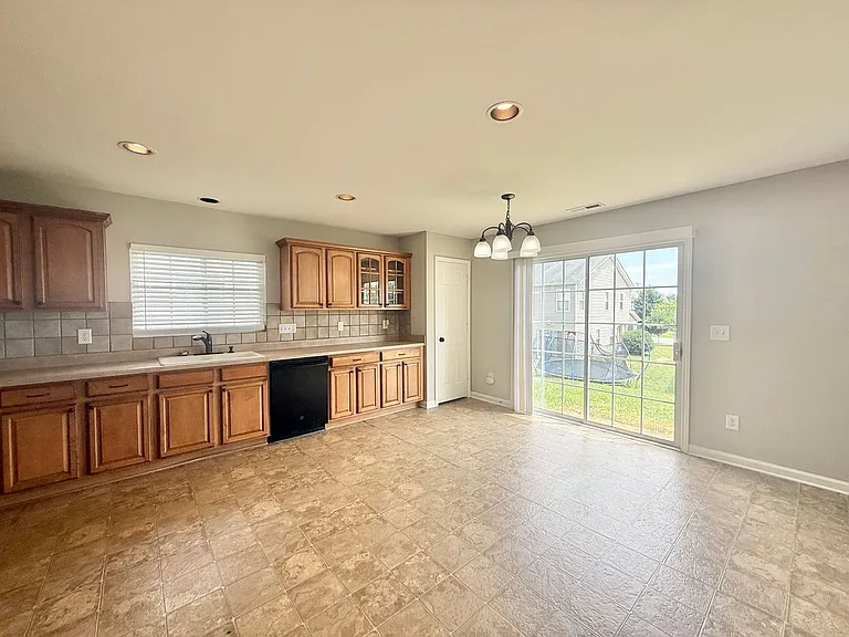 6016 Namozine Ct — Photo 7