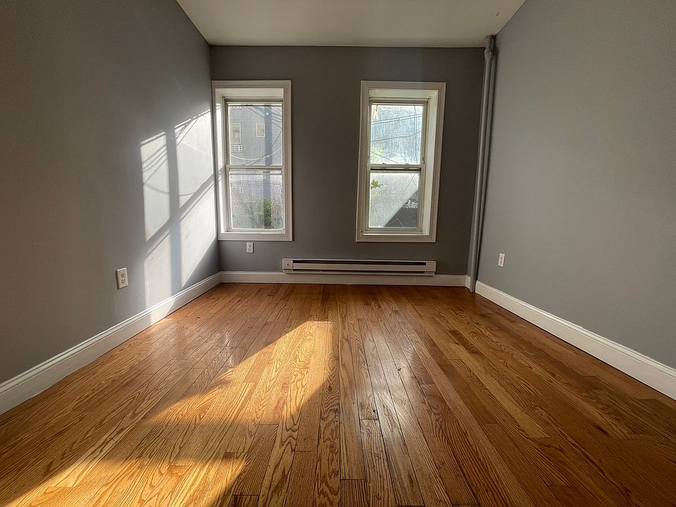 2nd image of 4008 John F Kennedy Blvd #13E