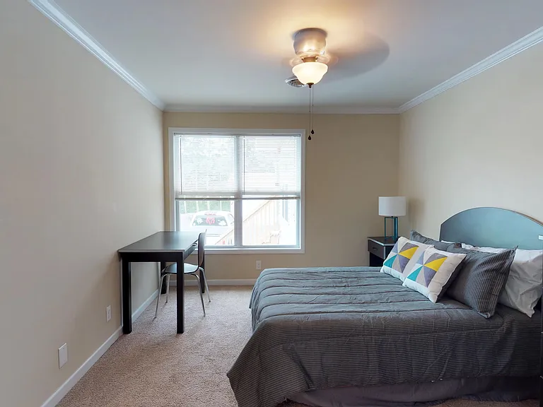 240 Miller Rd #5 — Photo 10