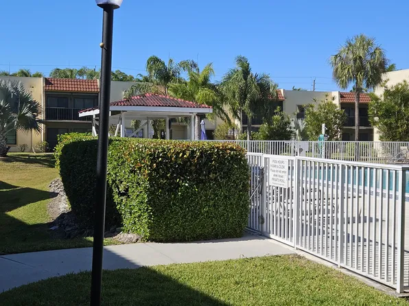 12505 McGregor Blvd, Fort Myers, FL