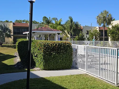 12505 McGregor Blvd #113B Photo 1